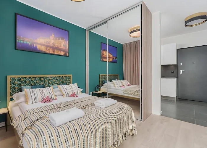 Na Bulwarach By Renters *